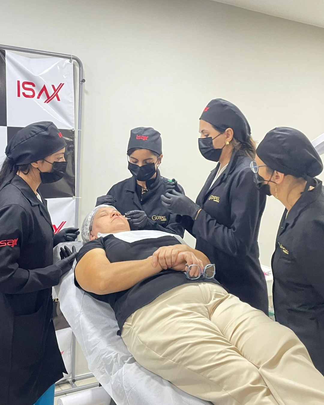 fotos alunos pos estética isax 6